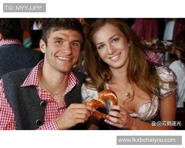 马奎尔足球明星的妻子揭秘她的生活与支持背后的故事